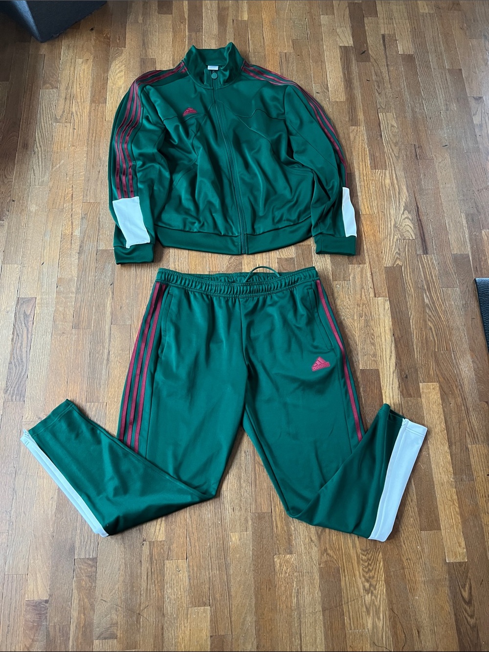 🇲🇽 Adidas ⚽️Mexico Colors Adidas Track Jacket and Pants Set - Men’s XL